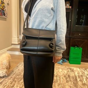 BRAND NEW BOTTEGA VENETA CROSSBODY. NOT AVAILABLE IN STORES YET.